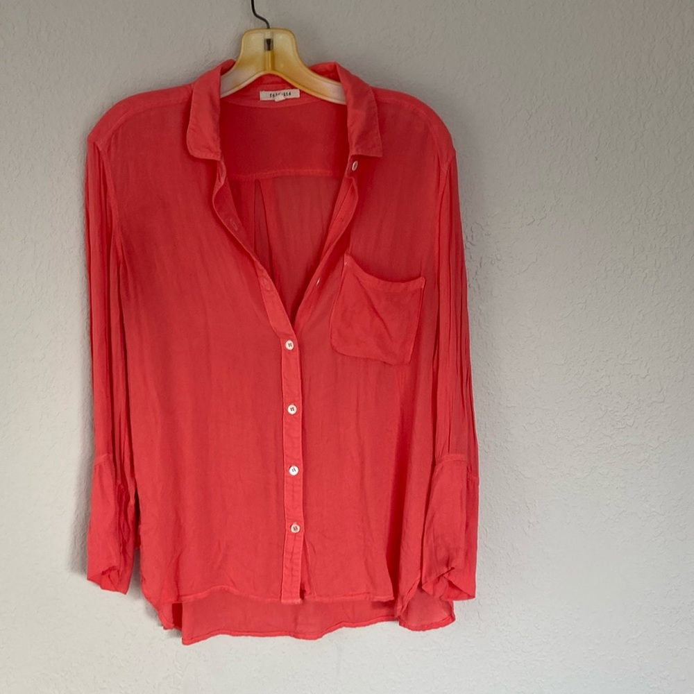 Felicite Womens Shirt Button Down Coral Red Long Sleeve Bell Cuff Front Pocket